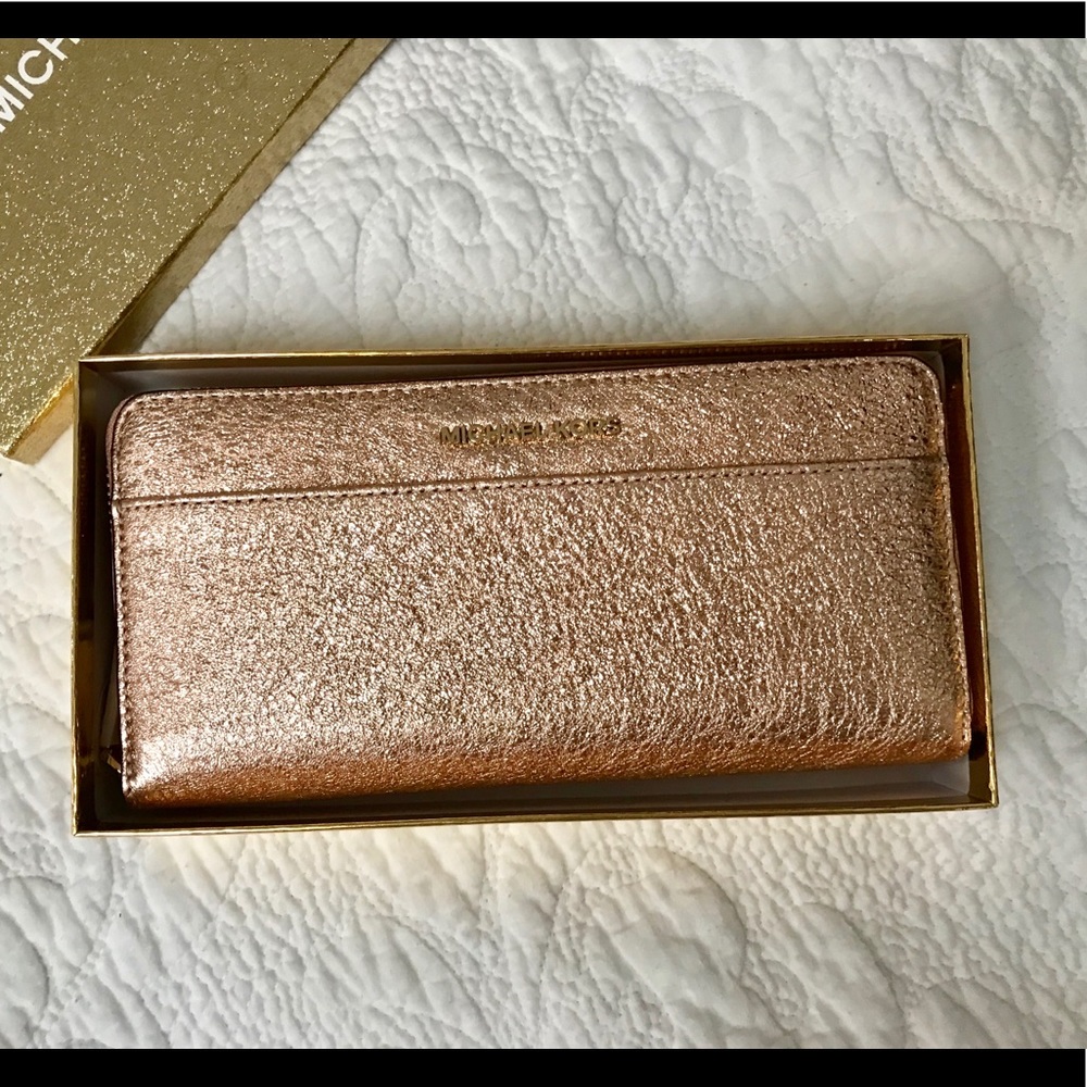 Brand New W Tags Michael Kors Metallic pink Wallet